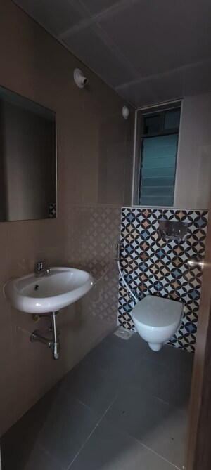 Bathroom in 1 BHK Apartment at Dosti Greater Thane, Kalher – for Rent