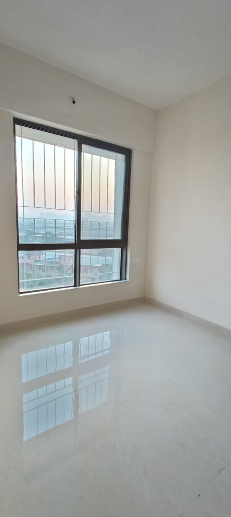 Room, dosti-greater-thane 1 Bedroom 319 Sq.Ft. Apartment In Kalher Thane 9481503