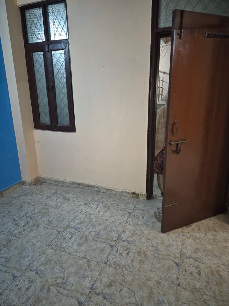 undefined, mayur vihar 1.5 Bedroom 400 Sq.Ft. Builder Floor In Mayur Vihar Delhi 9481554