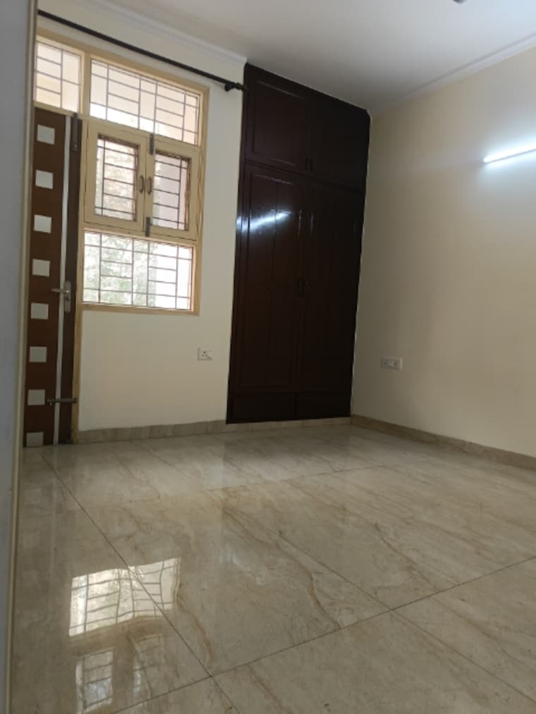 Room, unitech-south-city-ii 3 Bedroom 1300 Sq.Ft. Builder Floor In Sector 50 Gurgaon 9481777