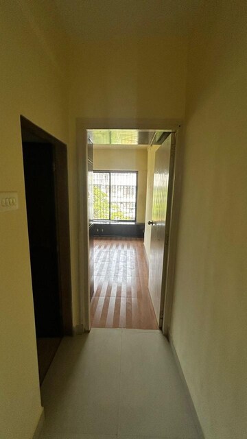 Room in 1 BHK Apartment at Andheri West – for Rent
