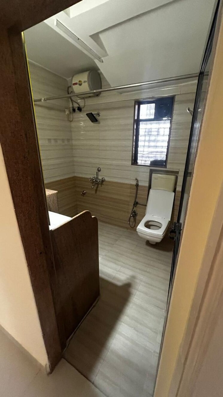 Bathroom, andheri west 1 Bedroom 520 Sq.Ft. Apartment In Andheri West Mumbai 9481590