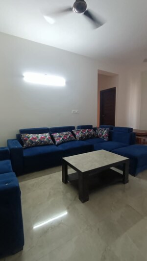 2 BHK Apartment For Rent in Artique Uptown Skylla, International Airport Road