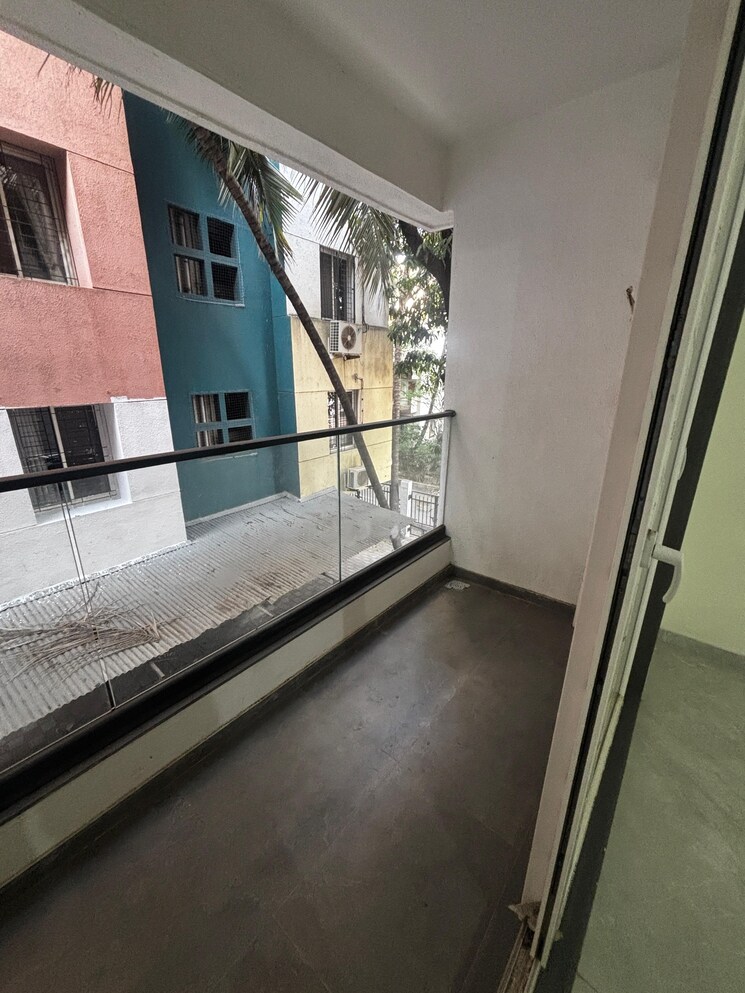 Balcony, sahara-trimurti-apartment 2 Bedroom 703 Sq.Ft. Apartment In Erandwane Pune 9481695