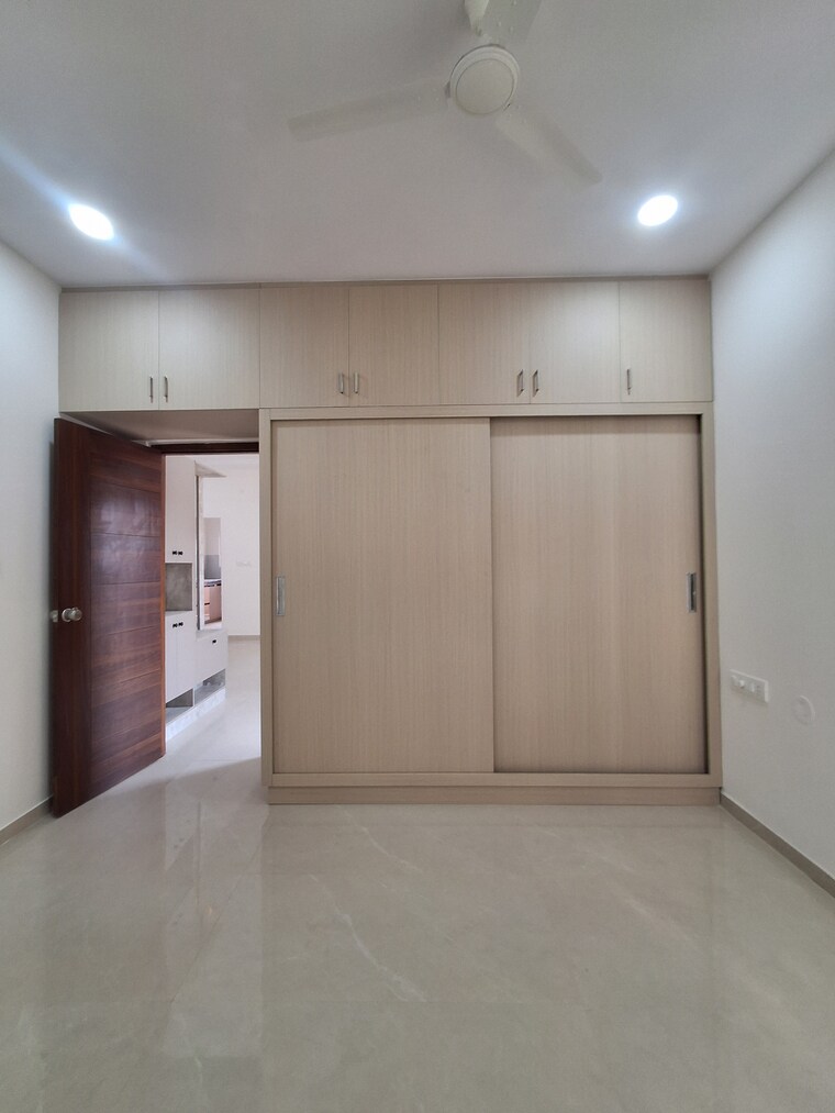 Bedroom, madhapur 3 Bedroom 1600 Sq.Ft. Apartment In Madhapur Hyderabad 9481816