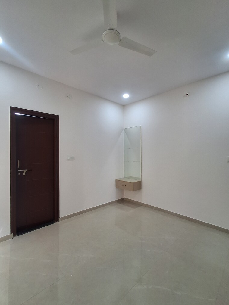 Bedroom, madhapur 3 Bedroom 1600 Sq.Ft. Apartment In Madhapur Hyderabad 9481816