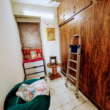 Bedroom in 3.5 BHK Apartment at Paras Dews, Panwala Khusropur – for Rent