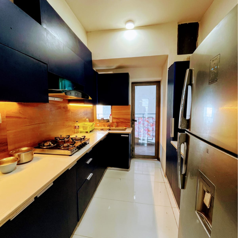 Kitchen, paras-dews 3.5 Bedroom 1990 Sq.Ft. Apartment In Panwala Khusropur Gurgaon 9481733