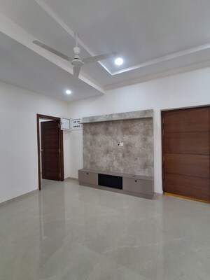 Living Room in 3 BHK Apartment at Madhapur – for Rent