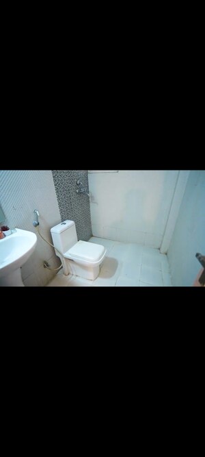 Bathroom in 2.5 BHK Apartment at Nirala Aspire, Sector 16 Greater Noida – for Sale