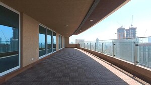 Balcony in 3 BHK Apartment at Lokhandwala Minerva Mahalaxmi, Mahalaxmi – for Rent