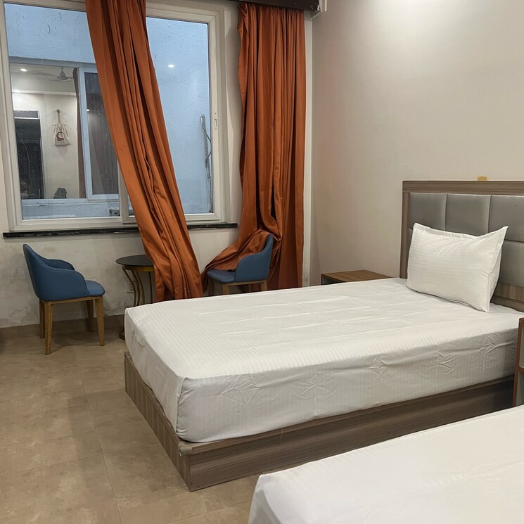 Bedroom, dlf city phase 3 Pg For Boys & Girls In Dlf City Phase 3 9481905