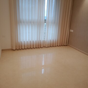 Room in 3 BHK Apartment at Hiranandani Gardens, Powai – for Sale