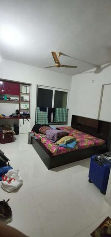 2 BHK + Pooja Room Apartment For Rent in Rustomjee Azziano Wing I