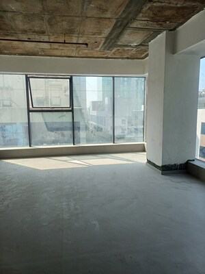 Furnished Amenities in  Office Space at Maxcap Centre, Andheri West – for Rent