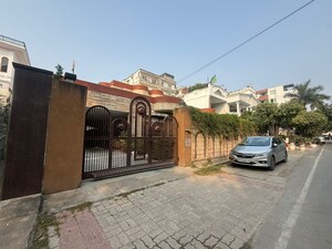 6 BHK Independent House For Rent in Gomti Nagar