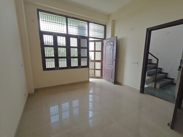 Room in 3 BHK Builder Floor at Aditya World City, Shahpur Bamheta – for Sale