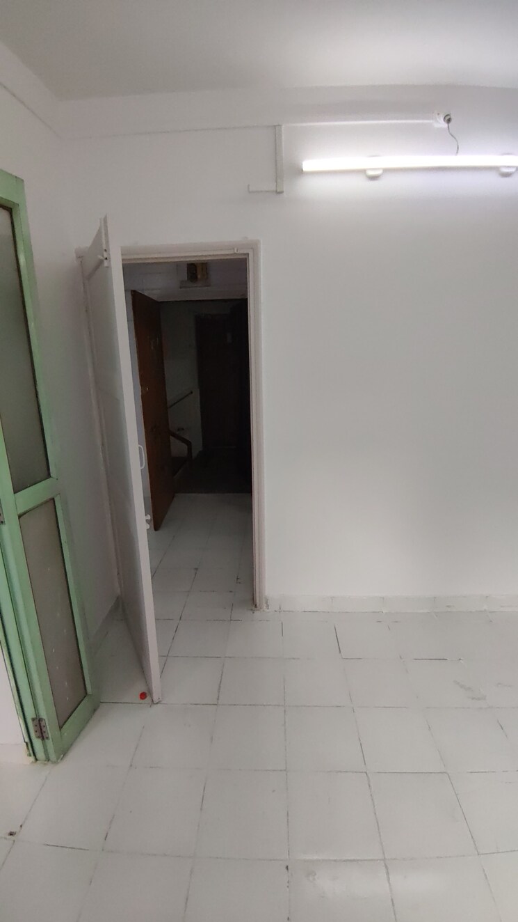 undefined, maheshwari-niketan-apartment Commercial Office Space 1100 Sq.Ft. In Uthalsar Thane 9482074