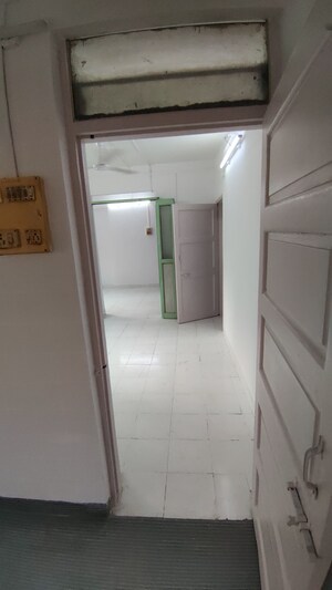  Office Space For Rent in Maheshwari Niketan Apartment, Uthalsar