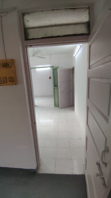  Office Space For Rent in Maheshwari Niketan Apartment, Uthalsar