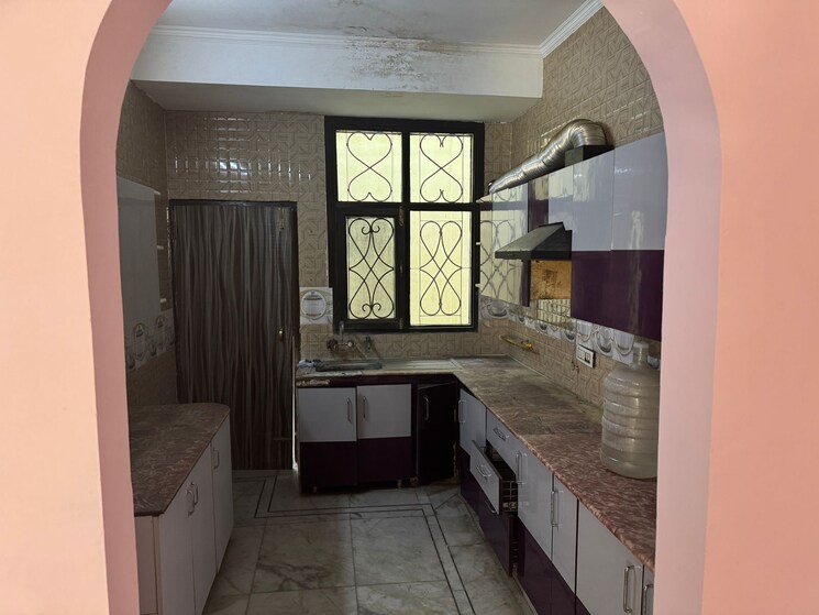 Kitchen, rwa-apartments-sector-47 5 Bedroom 4600 Sq.Ft. Independent House In Sector 47 Noida 9482078