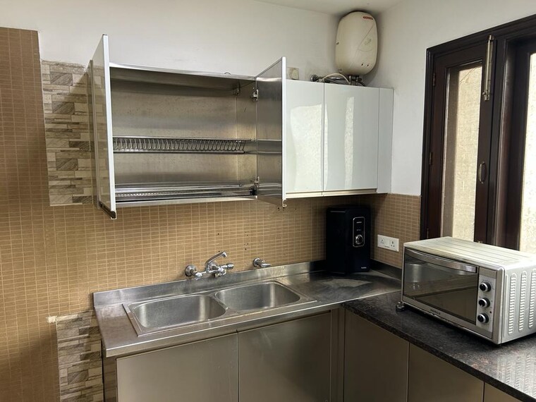 Kitchen, greater kailash ii 4 Bedroom 600 Sq.Yd. Builder Floor In Greater Kailash ii Delhi 9482071