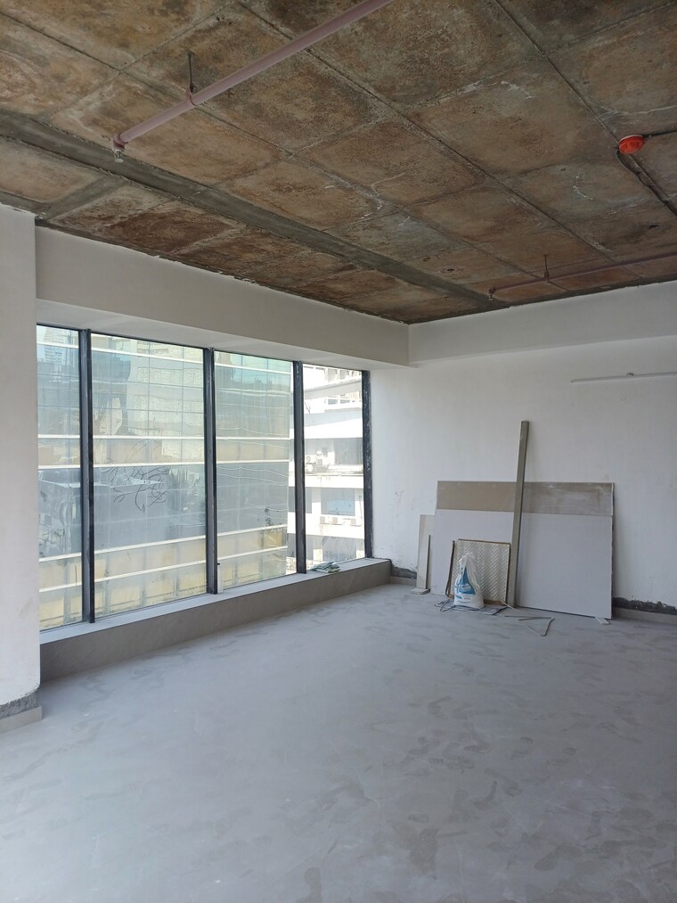 Balcony, maxcap-centre Commercial Office Space 360 Sq.Ft. In Andheri West Mumbai 9482107