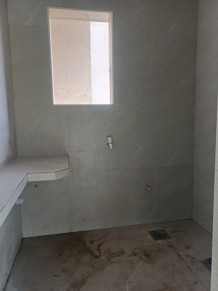 Bathroom, maxcap-centre Commercial Office Space 360 Sq.Ft. In Andheri West Mumbai 9482107