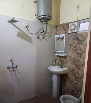 Bathroom in 1 BHK Builder Floor at Kapoorthala – for Rent