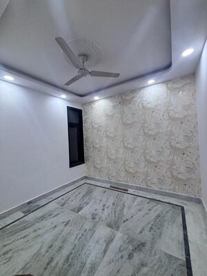 2 BHK Builder Floor For Rent in Govindpuri