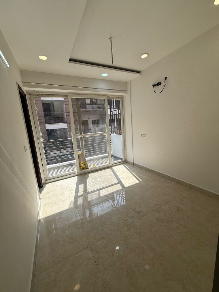 Balcony, aps-platinum-towers 3 Bedroom 1350 Sq.Ft. Apartment In Pir Machalla Zirakpur 9482162