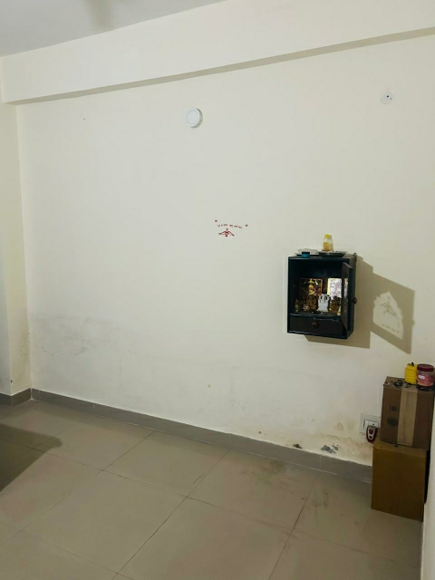 2 BHK + Extra Room Apartment For Rent in Ajnara Integrity