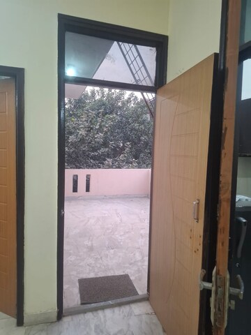 2 BHK Independent House – Exterior View View at Unitech Cyber Park, Sector 39 - for Rent