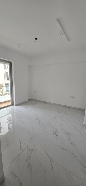 3 BHK Apartment For Sale in Giriraj CHS Naupda, Naupada