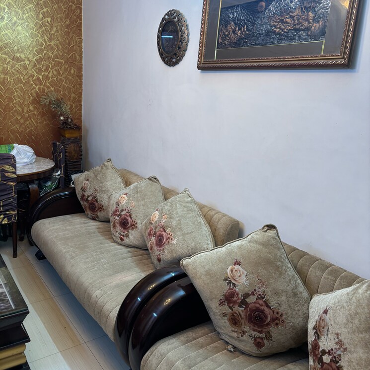 Living Room, vikas puri 2 Bedroom 900 Sq.Ft. Apartment In Vikas Puri Delhi 9482321