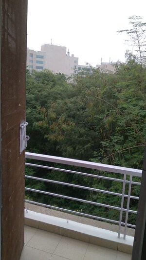 Balcony in 3 BHK Builder Floor at Orchid Island, Sector 51 – for Rent