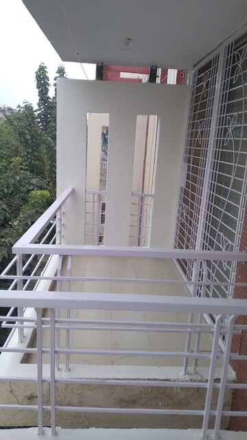 Balcony in 3 BHK Builder Floor at Orchid Island, Sector 51 – for Rent