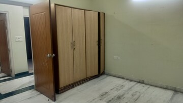 Room in 3 BHK Apartment at Jubilee Hills – for Rent