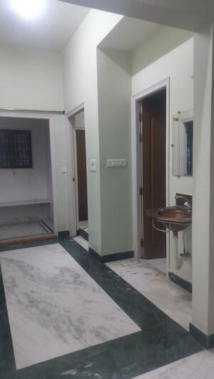 Room in 3 BHK Apartment at Jubilee Hills – for Rent