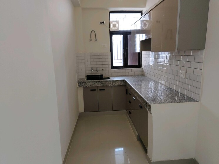 Kitchen, amolik-sankalp 1 Bedroom 424 Sq.Ft. Apartment In Sector 85 Faridabad 9482306