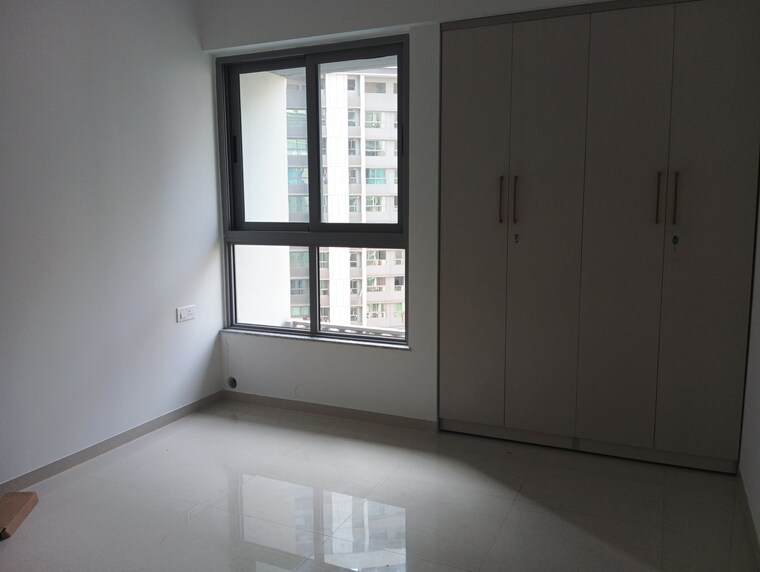Room, kalpataru-immensa-e 2 Bedroom 598 Sq.Ft. Apartment In Kolshet Road Thane 9482330