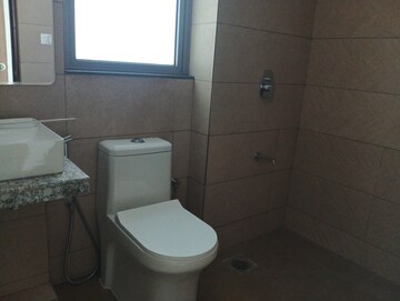 Bathroom in 2 BHK Apartment at Kalpataru Immensa E, Kolshet Road – for Rent