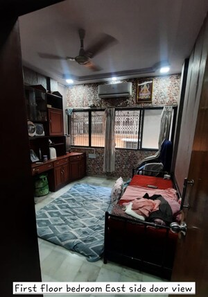 Bedroom in 1 BHK Apartment at Jyoti Complex, Goregaon East – for Rent