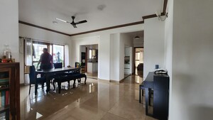 Living Room in 3 BHK Apartment at Indiranagar – for Rent