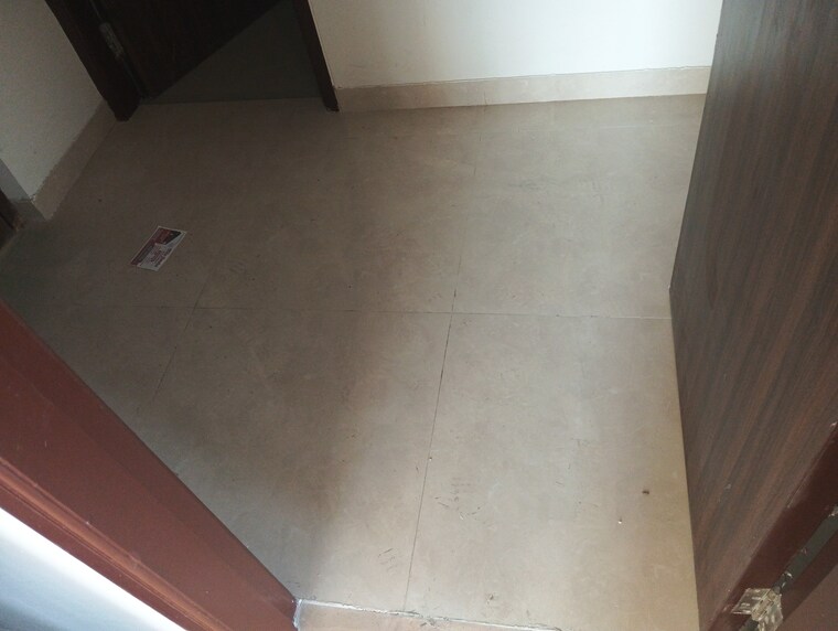 Room, embassy-one-thane 3.5 Bedroom 1200 Sq.Ft. Apartment In Panch Pakhadi Thane 9482413