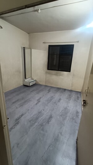Room in 1.5 BHK Apartment at Shri Siddhi, Katraj – for Rent