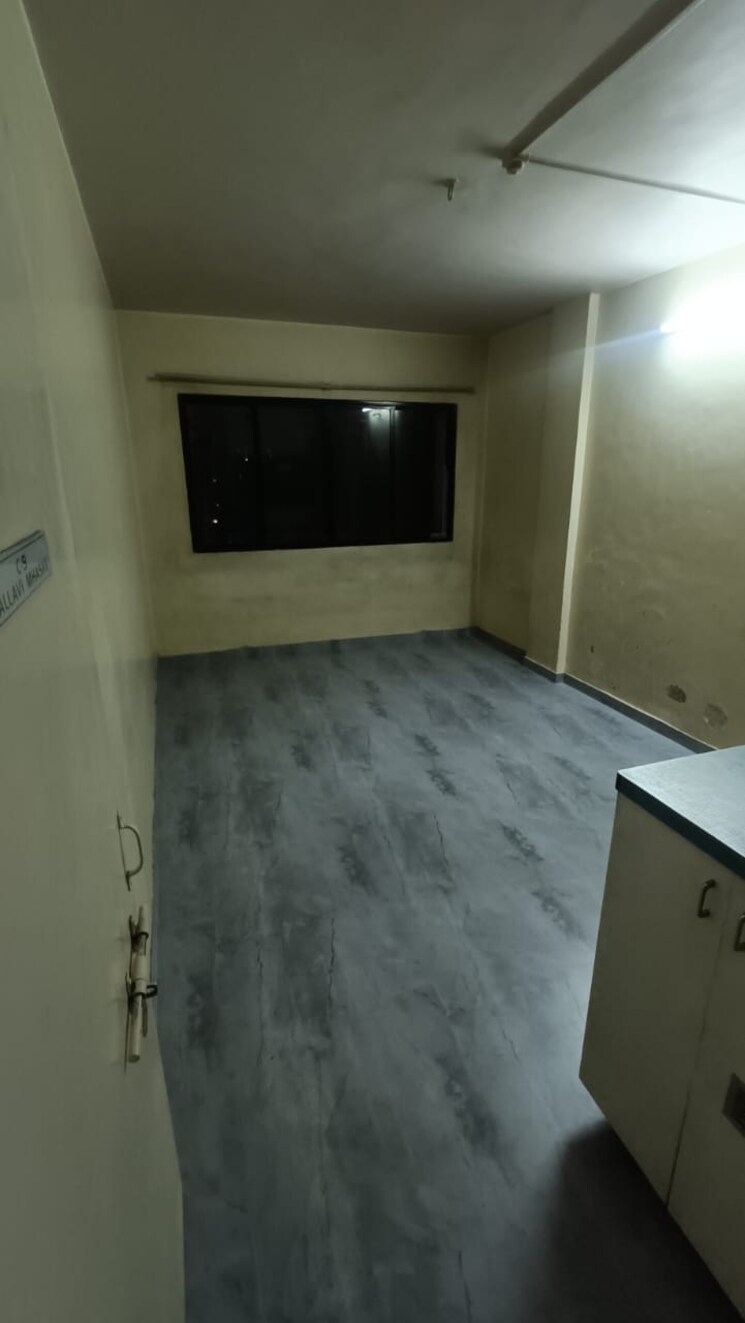 Room, shri-siddhi 1.5 Bedroom 545 Sq.Ft. Apartment In Katraj Pune 9482431
