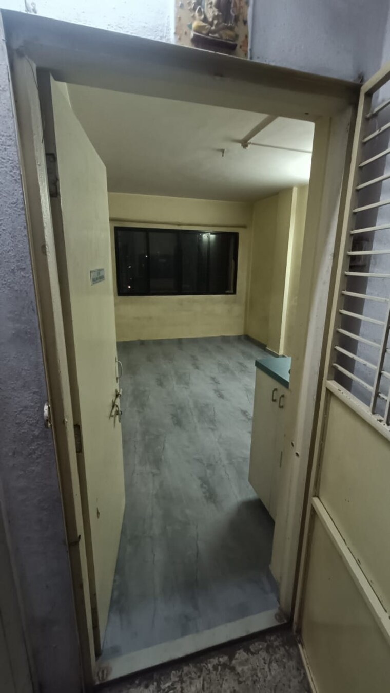 Bathroom, shri-siddhi 1.5 Bedroom 535 Sq.Ft. Apartment In Katraj Pune 9482430