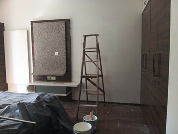 Staircase in 2 BHK Apartment at Sheth Vasant Lawns, Laxmi Nagar – for Rent