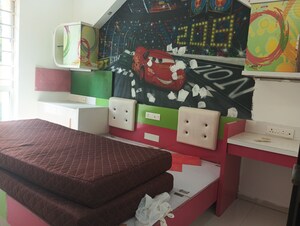 2 BHK Apartment For Rent in Sheth Vasant Lawns, Laxmi Nagar